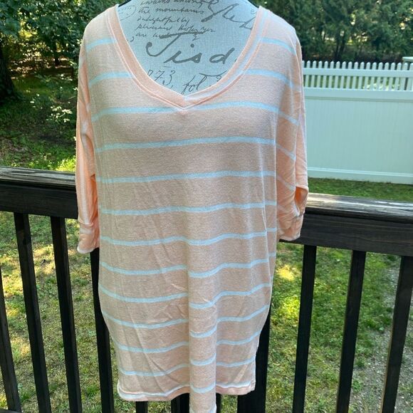 ModCloth striped top  - Picture 1 of 4